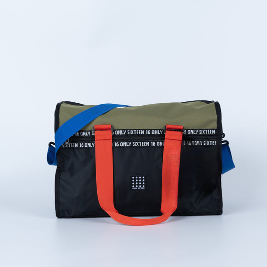 [Pre-order]  Voyager Duffel